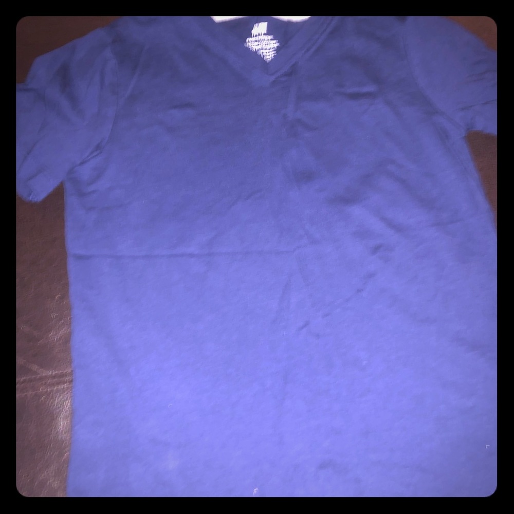 Boys navy blue plain T